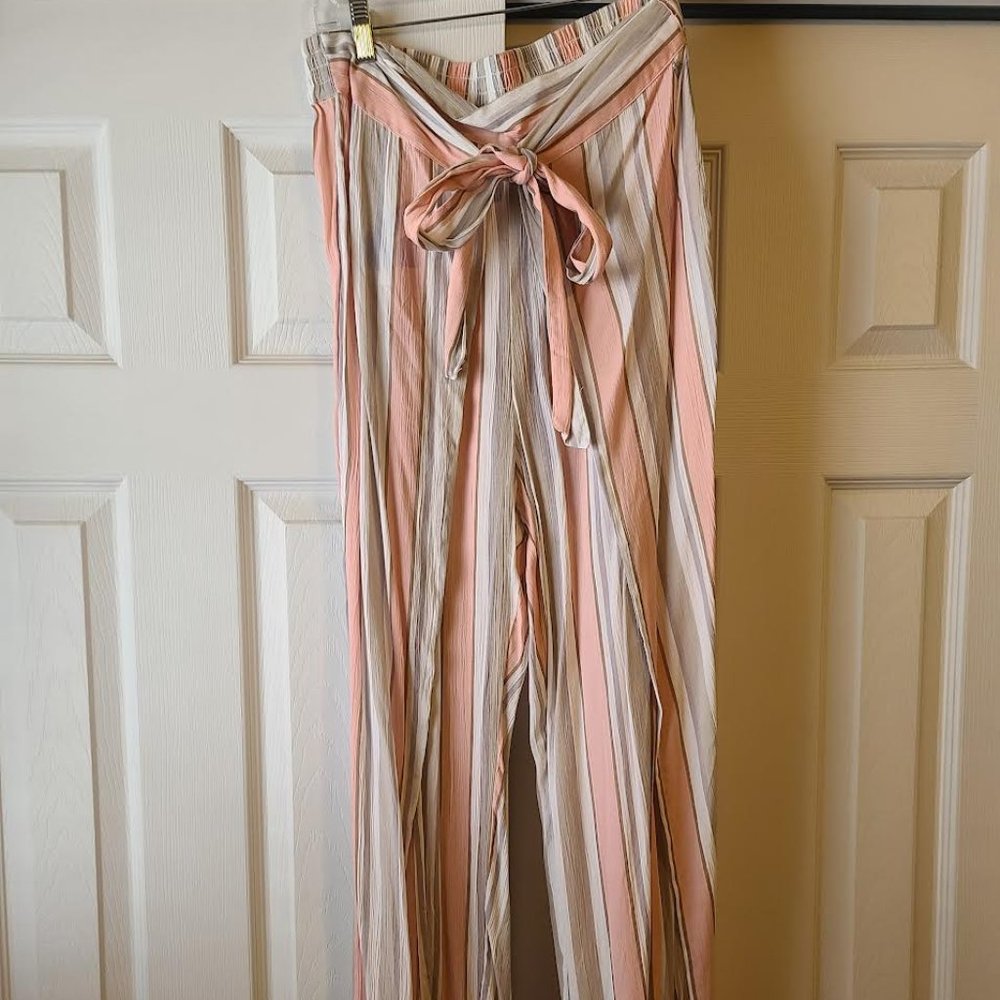 GUESS Slit Pants - Picture 3 of 6